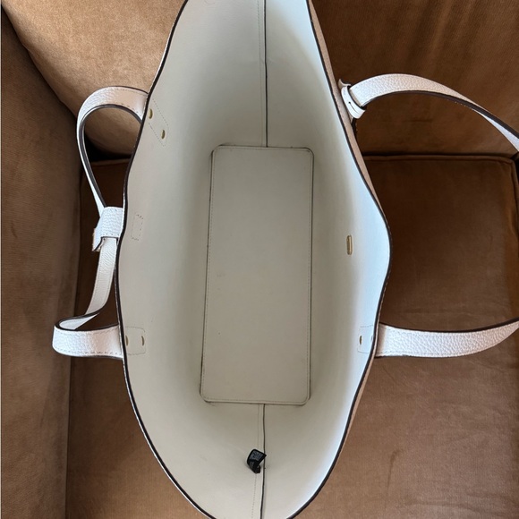 Michael Kors Purse / Tote - Picture 6 of 11